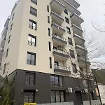 Agnes Lungomare 아파트 Vlorë